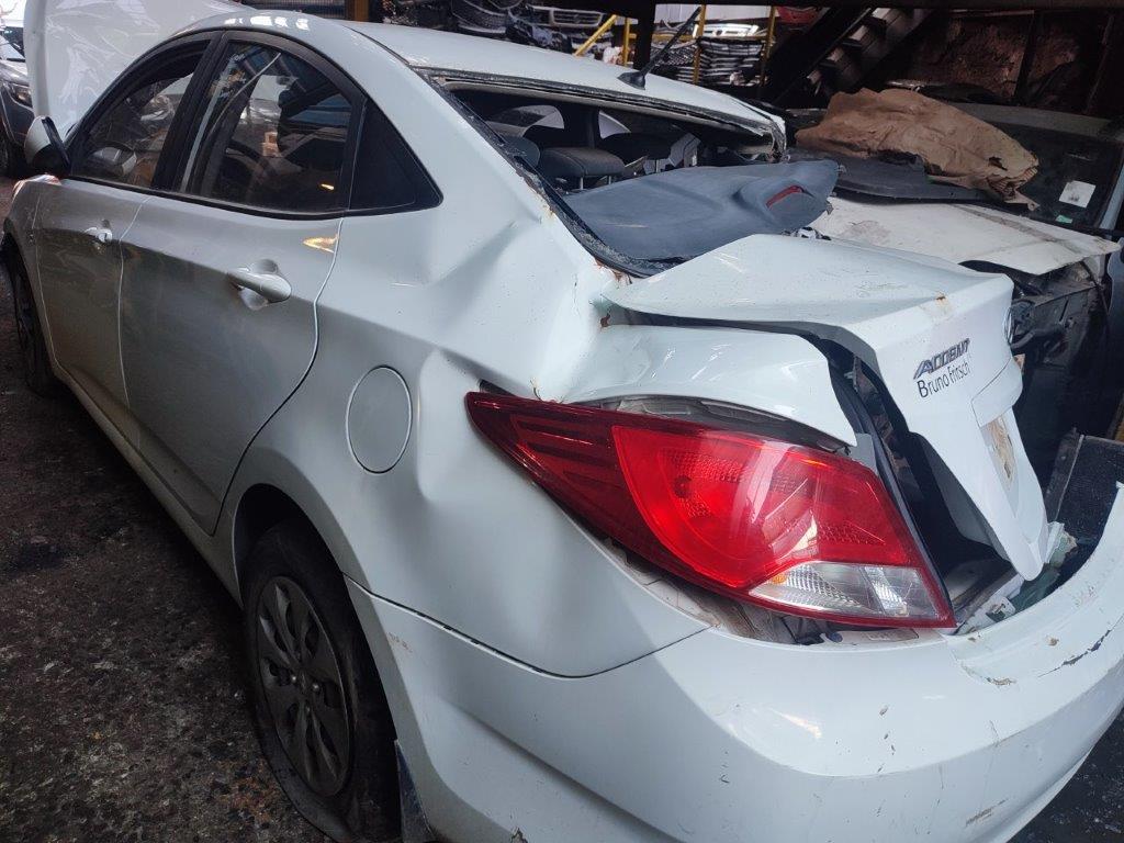  Hyundai ACCENT 2013    EN DESARME